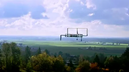 Jeremy Clarkson îți explică cum funcționează dronele cu care Amazon vrea să livreze produse către clienții săi