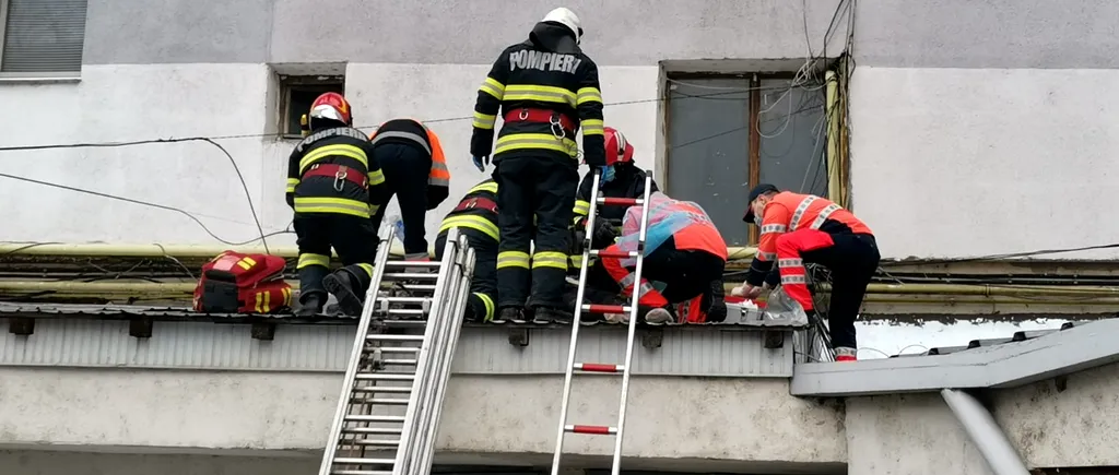 O femeie a murit după ce s-a aruncat de la etajul 8 al unui bloc din Bârlad