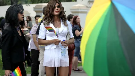 Suedia va oferi despăgubiri de până la 26.000 de dolari transsexualilor afectați de măsura controversată a sterilizării forțate
