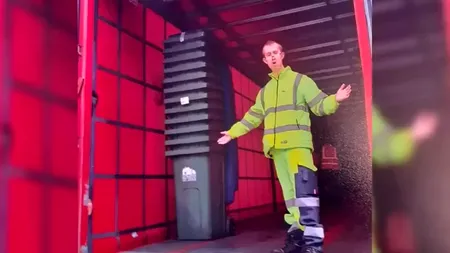 Bryan a visat să devină gunoier încă de la vârsta de doi ani. Cum a fost nedreptățit printr-un gest „crud și nedrept” la maturitate