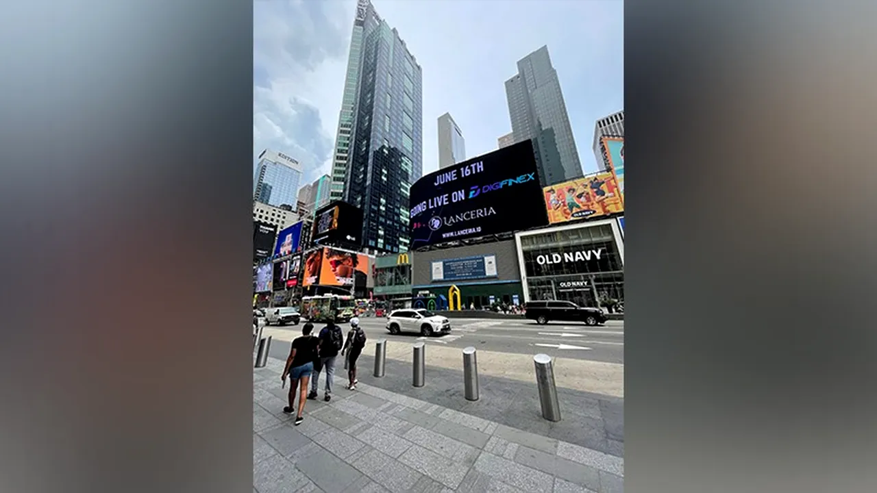 (P) Start-Up românesc își anunță în Times Square listarea pe platforme de tranzacționare Blockchain