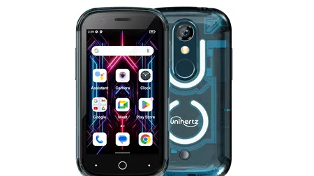 Acest smartphone liliputan cu Android are caracteristici care lipsesc de pe iPhone 15 și Galaxy S24