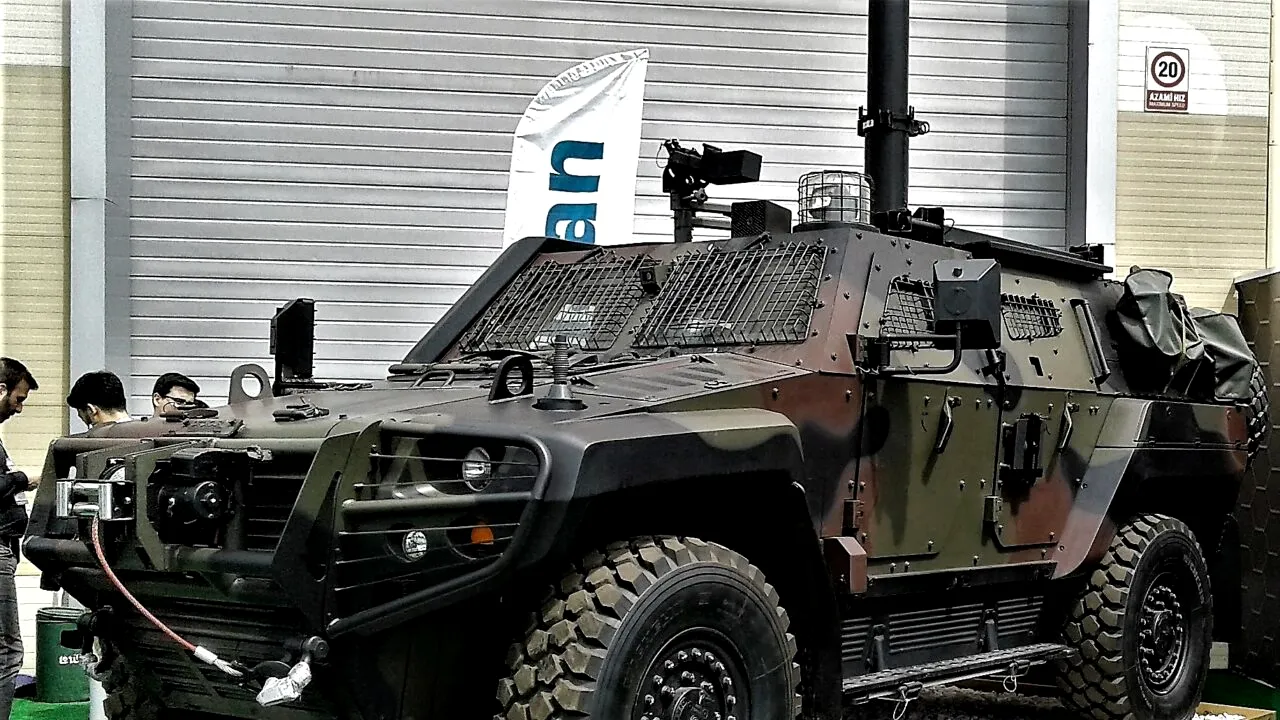 Primele vehicule blindate COBRA II, produse în România, au fost recepționate de MApN
