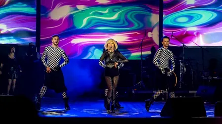 Loredana, jurnal de turneu. Gândul a transmis LIVE imagini din concertul de la Galați al artistei