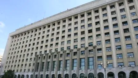 Alarmă falsă la Ministerul Transporturilor, după ce un bagaj suspect a fost găsit în curtea instituției