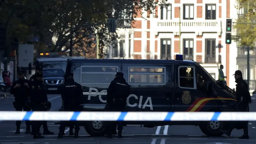 Opt presupuși jihadiști, arestați în Spania