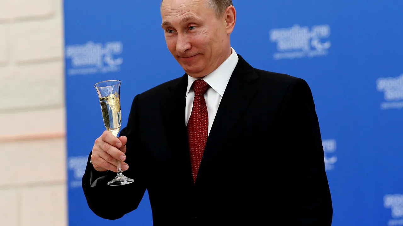 Cadoul inedit primit de oficialitățile din Rusia de Anul Nou