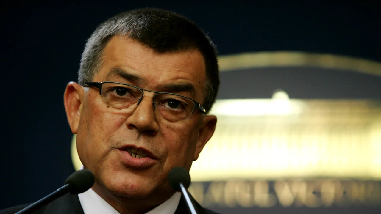 REFERENDUM 2012. Stroe: Lista permanentă este și rămâne așa cum a fost la referendum, noi doar dăm materiale CC
