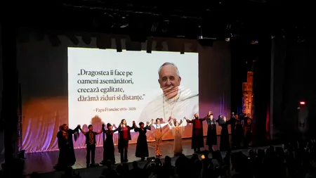 Opereta din București, moment EMOȚIONANT în memoria Papei Francisc: „Dragostea dărâmă ziduri si distanțe”