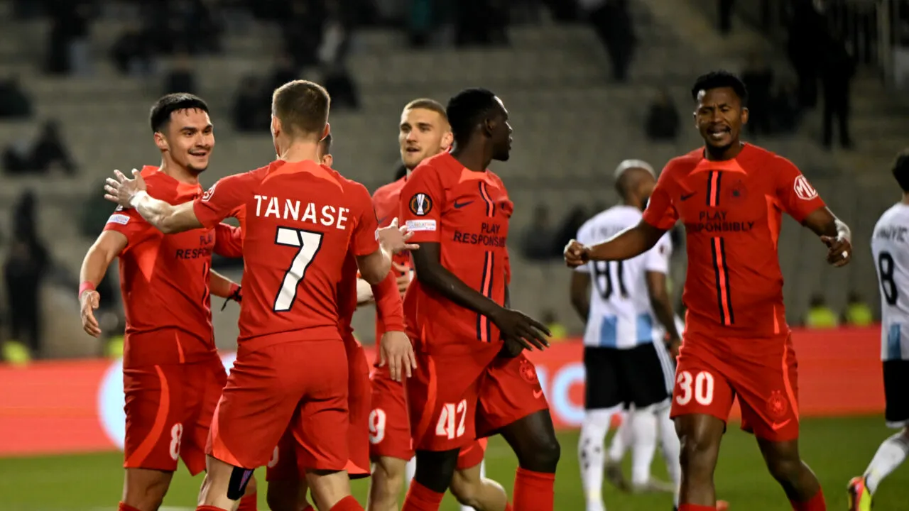 Qarabag - FCSB 2-3! Roș-albaștrii o AȘTEAPTĂ pe Manchester United la București