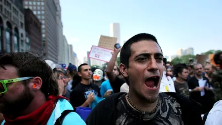 Sute de persoane au manifestat împotriva NATO pe străzile din Chicago