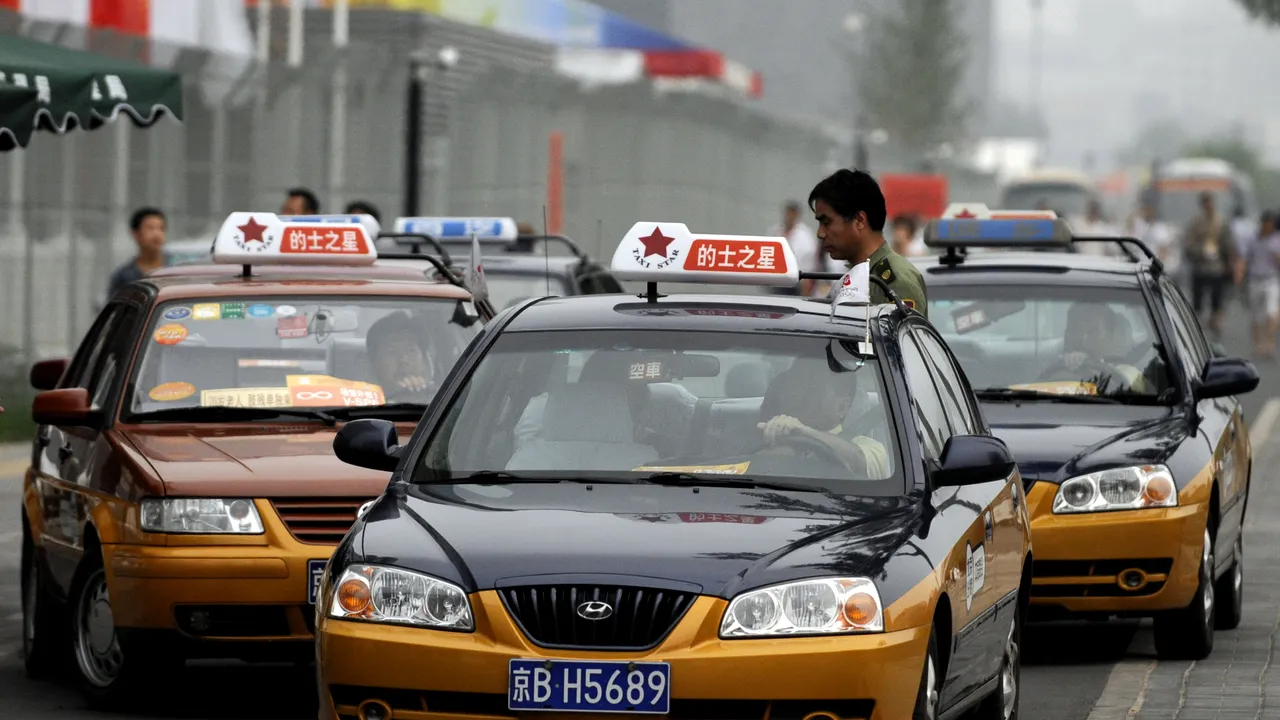 Unul dintre cei mai puternici oameni din lume s-ar fi plimbat cu taxiul prin Beijing. 