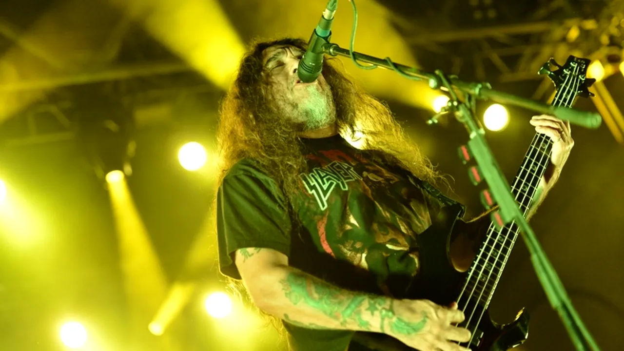 Am fost la CONCERTUL SLAYER: un fel de rugby pe muzică