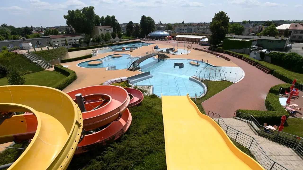 O comună din România, cu peste 5.500 de locuitori, va avea un AQUAPARK de 24 de milioane de euro. În ce județ se va construi parcul acvatic