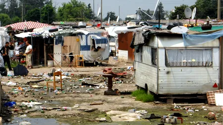 Franța a expulzat joi 240 de români de etnie romă. Cât a plătit statul francez fiecărei persoane