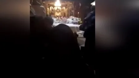 Predica unui stareț din Neamț: Oamenii vaccinați „vor fi zombi” și se vor „umple de solzi” (VIDEO)