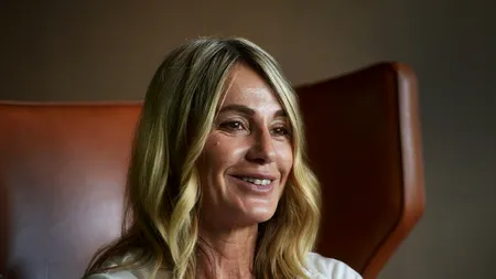 VIDEO | Mesajul Nadiei Comăneci cu ocazia împlinirii vârstei de 60 de ani. Gimnasta, decorată vineri de Iohannis