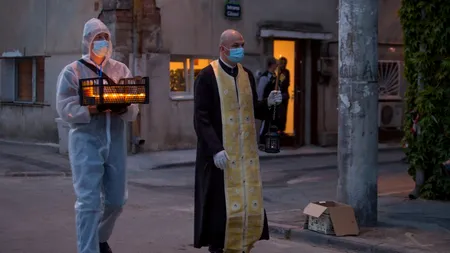 BISERICĂ. Arhiepiscopia Tomisului a decis să dea credincioșilor Lumină, ca de Paști, în noaptea de 26 mai