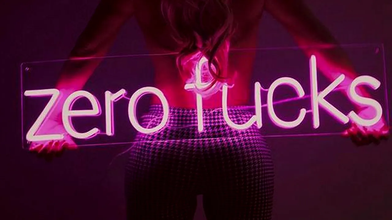 Fiica unui fotbalist celebru, pictorial incendiar la 33 de ani în Marbella - FOTO