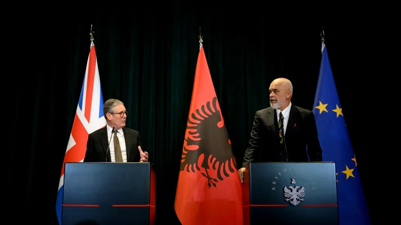 Liderii a 47 de țări și organizații se reunesc la summitul Comunității Politice Europene. Provocările de securitate și APĂRARE din Europa, pe agendă