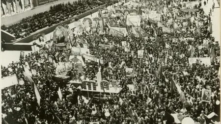 Cum petreceau românii 1 Mai în comunism. Demonstrații pentru popor, recepții la Snagov pentru apropiații cuplului Ceaușescu – GALERIE FOTO