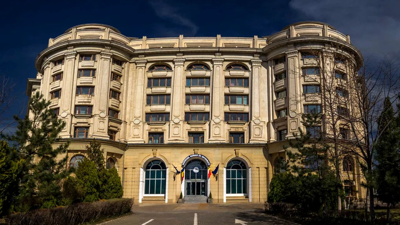 EXCLUSIV. SRI continuă selecția de viitori ofițeri de informații. În ce condiții ar putea modifica pandemia calendarul admiterii