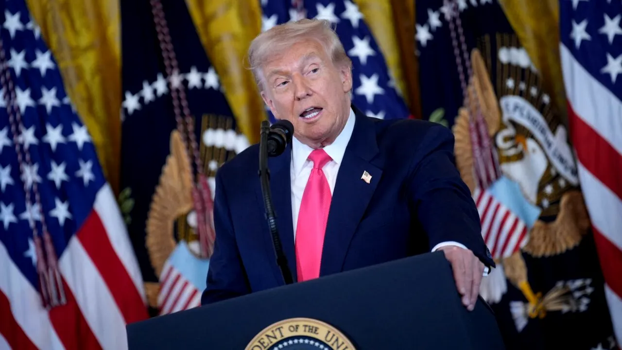 Donald Trump a cumpărat obligațiuni în valoare de cel puțin 82 de milioane de dolari de la sfârșitul lunii august până la începutul lunii octombrie