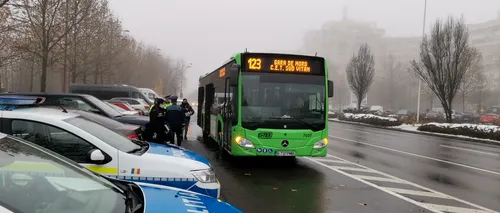 Călătorii din peste 2.000 de tramvaie și autobuze, verificați de polițiști. Suma amezilor pentru lipsa măștii sanitare este uriașă