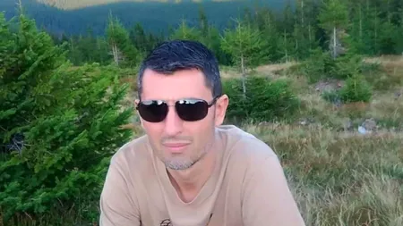 VIDEO cu bărbatul care și-a înjunghiat mortal  soția într-o grădiniță. Femeia  avea ordin de restricție împotriva lui din noiembrie 2017