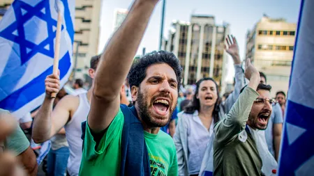 Proteste anti-guvernamentale în ISRAEL! Manifestanții au înconjurat timp de mai multe ore un coafor în care se afla soția premierului Netanyahu