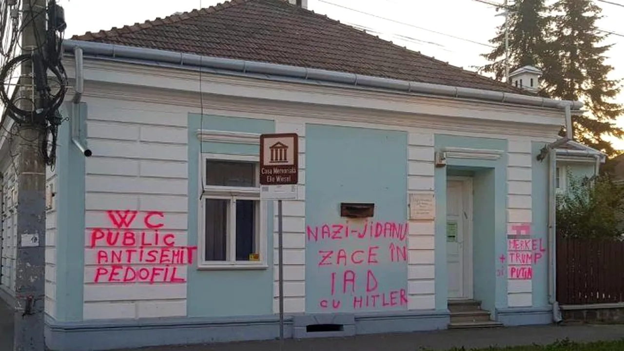 WC PUBLIC antisemit pedofil, NAZI-JIDANU zace în iad cu Hitler! Casa memorială a lui Elie Weisel, VANDALIZATĂ cu mesaje antisemite și obscene