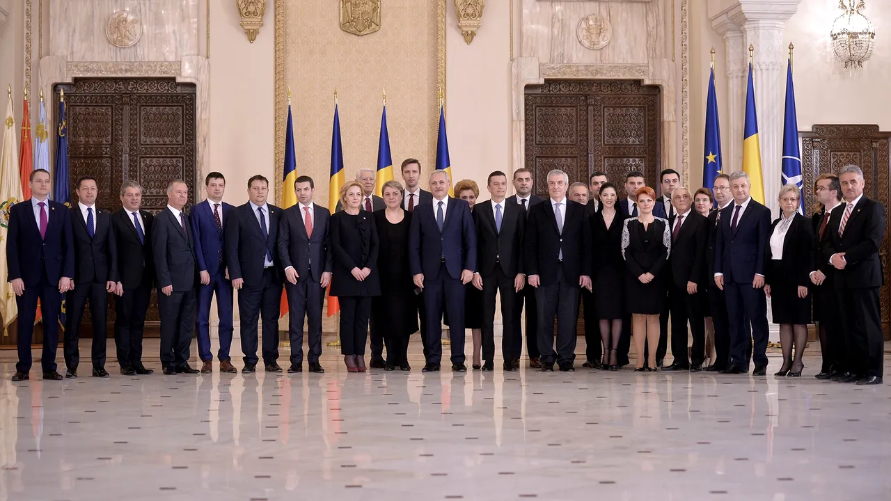 CCR: Guvernul poate emite ordonanțe în lipsa Parlamentului