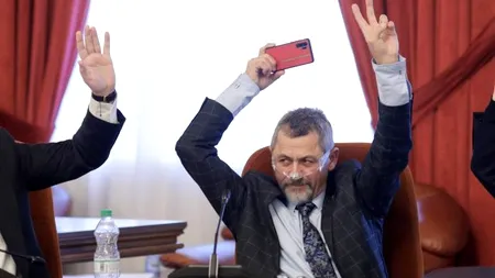Dumitru Focșa aruncă vina reacțiilor sale pe geloziile soției. Ce mărturisiri a făcut nevasta deputatului AUR