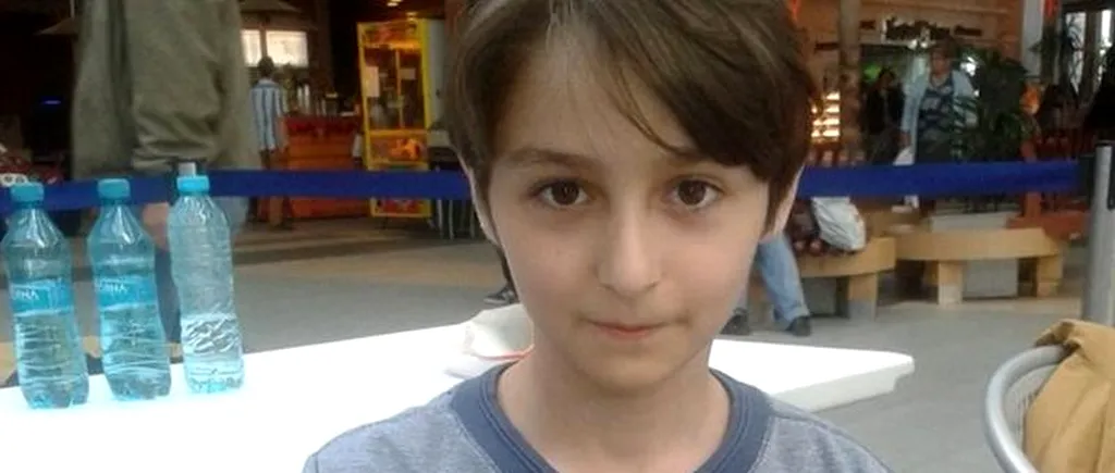 Acest copil de 11 ani din București rezolvă cubul lui Rubik în 11 secunde. Ce vrea să se facă atunci „când va fi mare