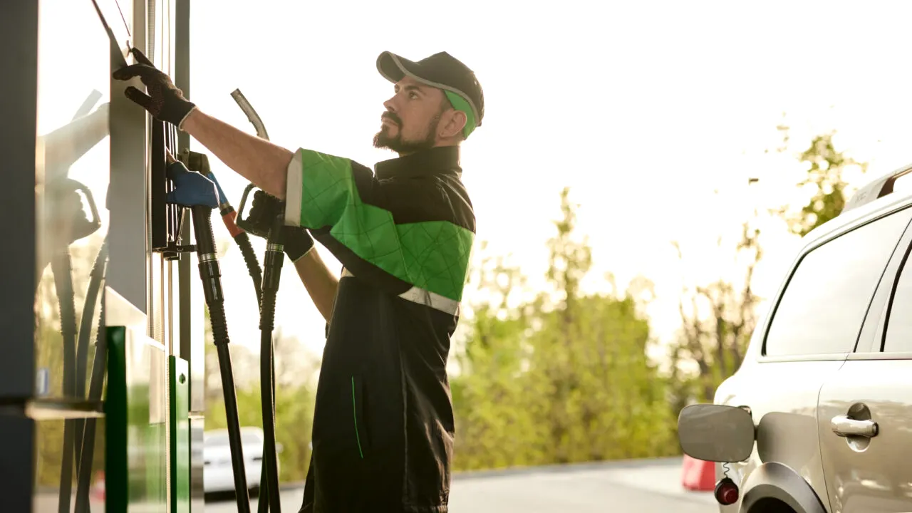 Pățania unui român care a lăsat bacșiș la benzinărie: 