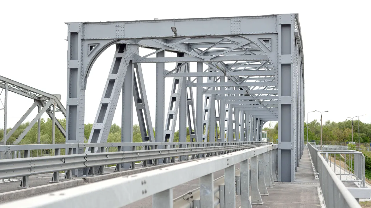 Rușii AMENINȚĂ să arunce în aer Podul Galați-Giurgiulești / Ce l-a înfuriat pe Vladimir Putin