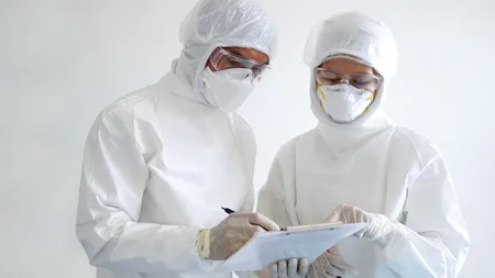 Alţi șase pacienţi infectați cu COVID-19, transferați în Germania