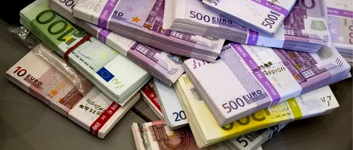 BANI. Suma uriașă de euro găsită într-un apartament. Poliția locală spune că bancnotele cântăreau 255 de kilograme