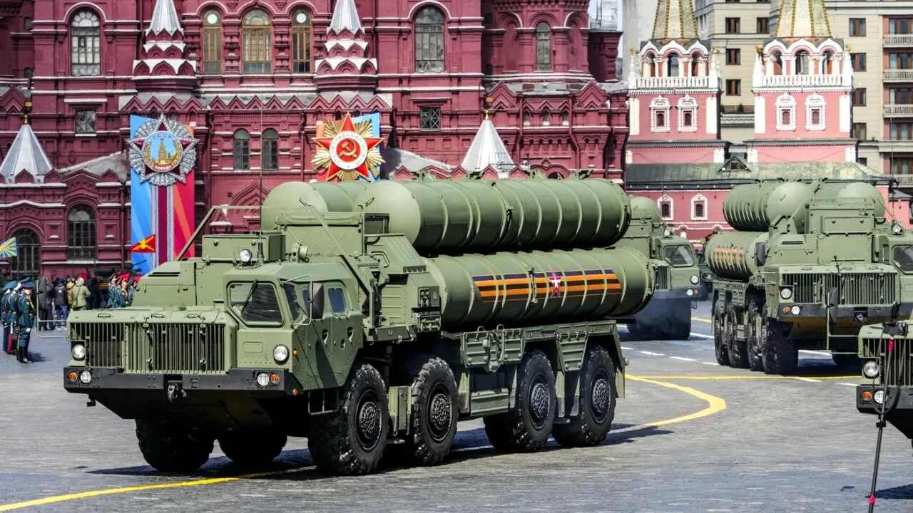 O companie germană, acuzată că a încălcat sancțiunile impuse Rusiei: Ar fi vândut COMPONENTE esențiale pentru fabricarea rachetelor prin țări terțe