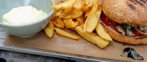 Câți lei a dat un TURIST pe un simplu burger, într-un restaurant din Cluj-Napoca: Cică Mamaia e scumpă!