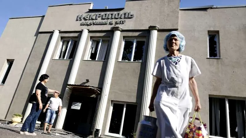 Spital din centrul orașului Donețk, atacat cu obuze 