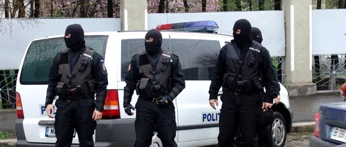 Rețeaua „Narcos de Mănăștur”, destructurată de DIICOT. Opt traficanți de DROGURI din Cluj, luați pe sus de „mascați”
