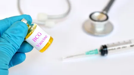 Țările din EUROPA de EST, mai avantajate în lupta împotriva COVID-19? Vaccinul pe care l-au făcut românii în timpul lui Ceaușescu