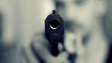 Bărbatul care a dat un jaf cu pistolul de jucărie și-a aflat pedeapsa. De ce a ajuns să fie comparat cu bandiții din Vestul Sălbatic