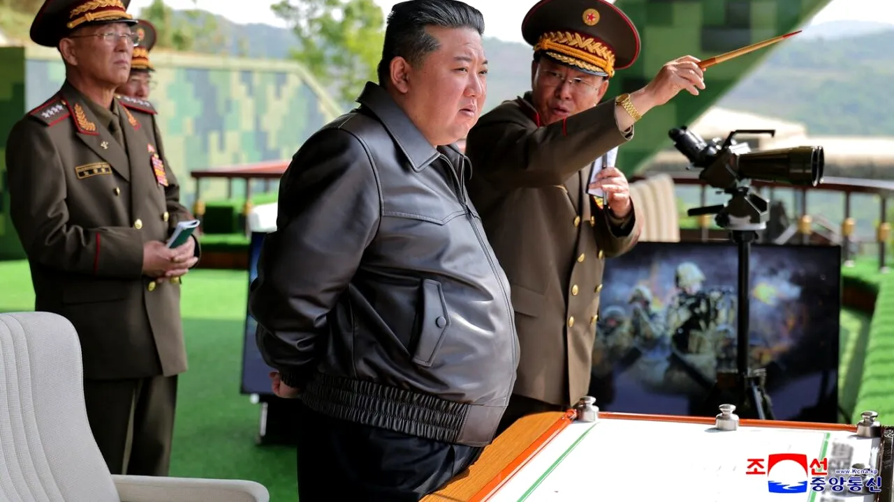 Kim Jong-Un denunță un „act CRIMINAL” la ceremonia de lansare a unei nave de război/ Liderul nord-coreean a criticat „greșelile iresponsabile”