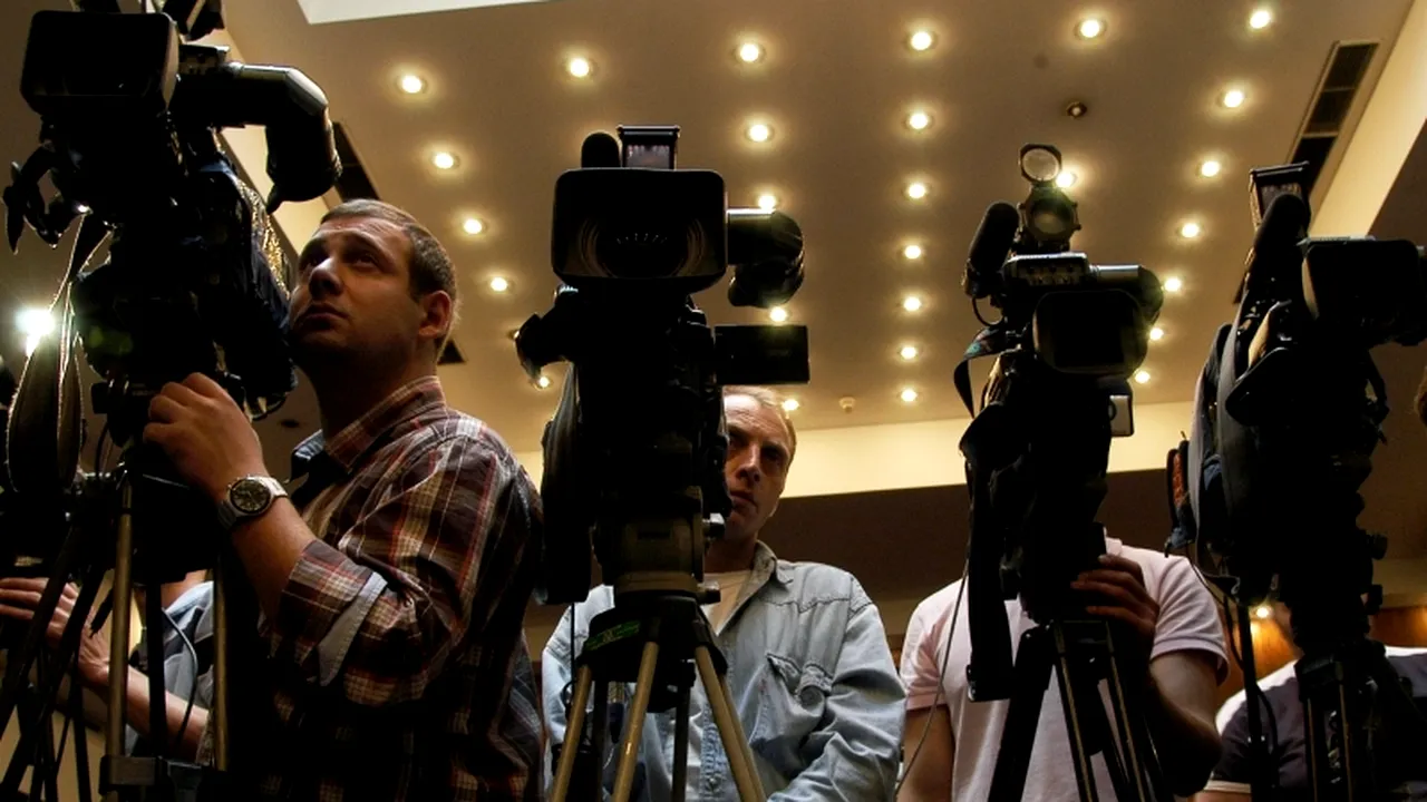 Cel mai NESUFERIT invitat de la televizor. 