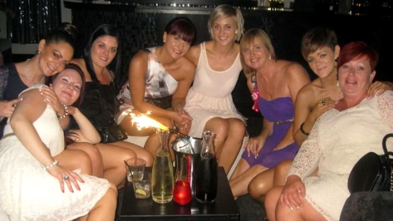 Cum a reușit o femeie din Marea Britanie să-și îndeplinească dorințele după ce medicii au anunțat-o că mai are doar șase luni de trăit


