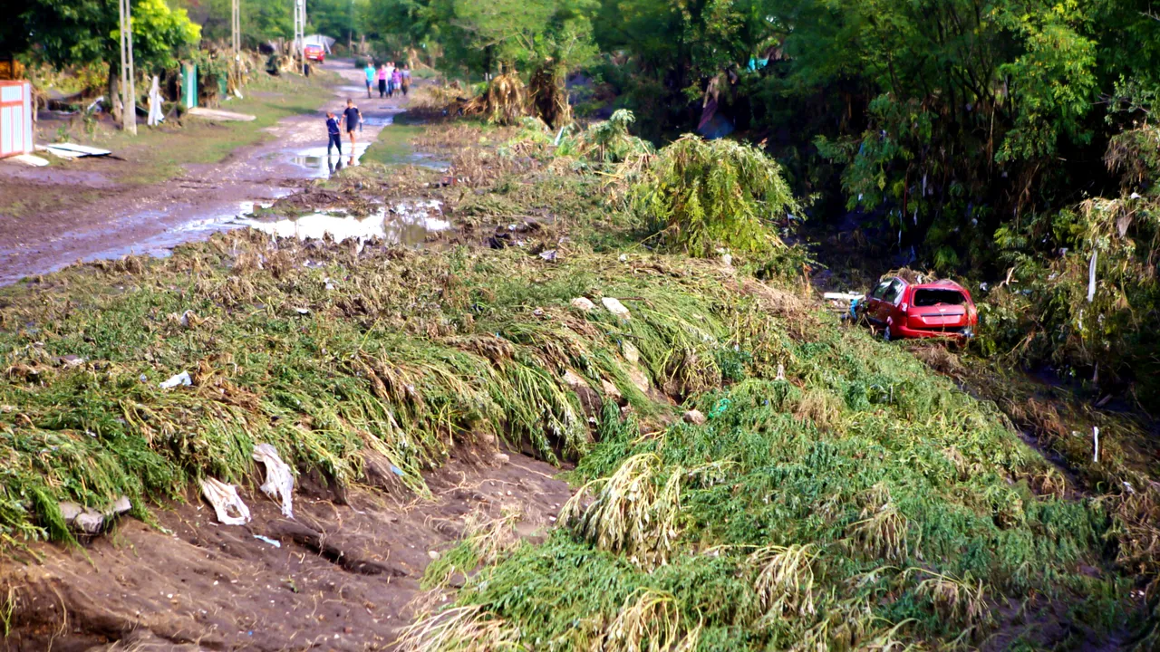 Cea de-a opta persoană decedată în urma inundațiilor este fetița de 8 ani care fusese dată dispărută