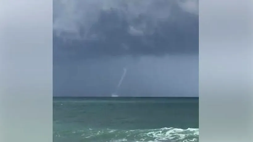 Trombă marină, cu aspect de tornadă, filmată la Eforie Nord - VIDEO