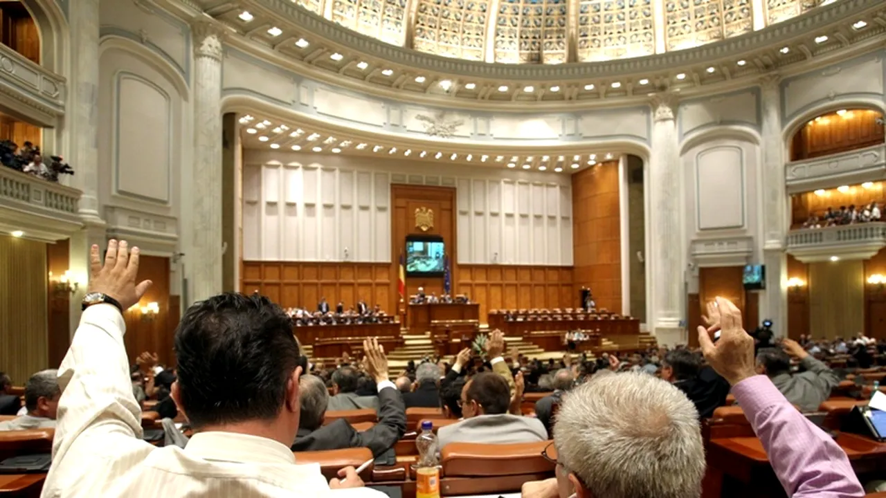 Cum se alege viitoarea conducere a țării. Noii parlamentari se pot întruni în 20 decembrie. Guvernul se poate instala înainte de Crăciun